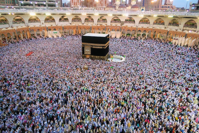 Makkah people gathered 